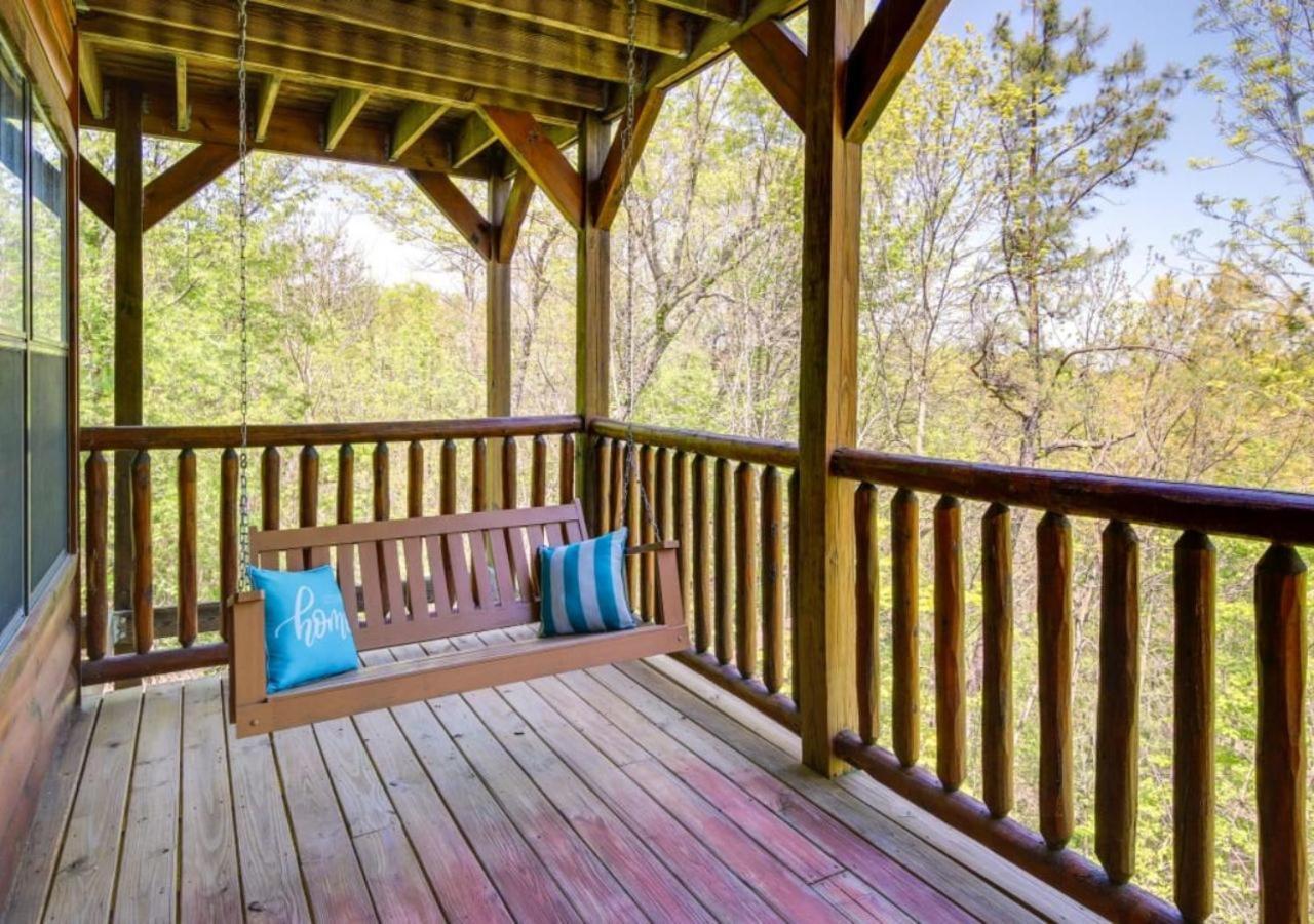 Fabulous Pet-Friendly, Family Cabin With Outdoor Kitchen, Hot Tub, Sauna, Fireplace, Theater Room, Arcade, Pool Table, And Fire Pit Within Minuties Of Dollywood Sevierville Exterior foto